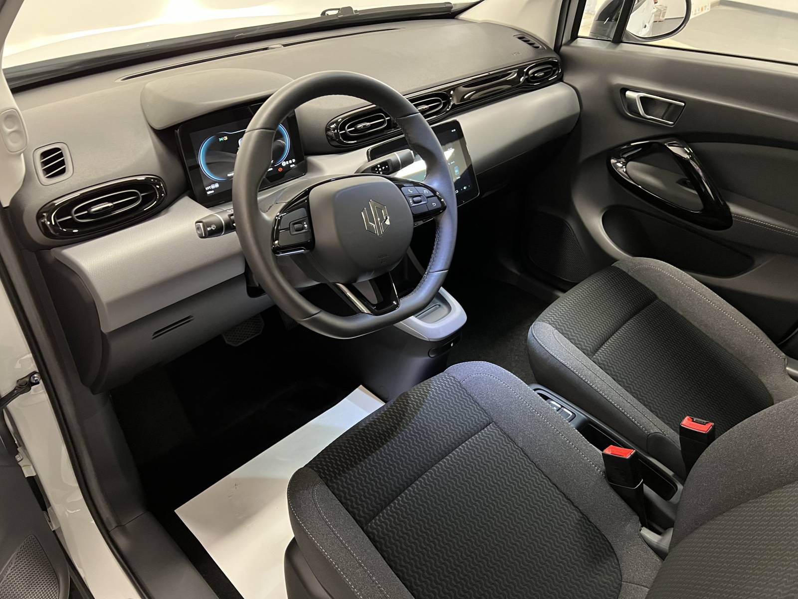 Intérieur Leapmotor T03 voiture électrique 