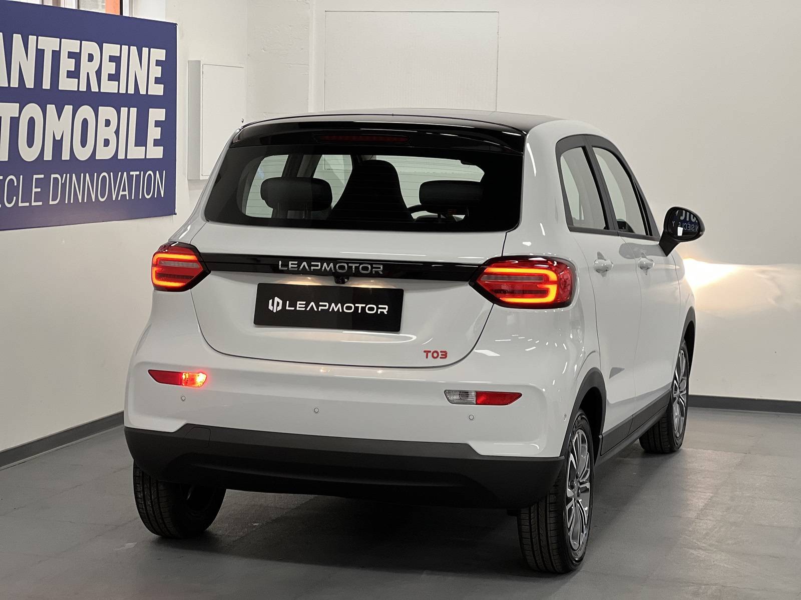 Leapmotor T03 voiture électrique blanc