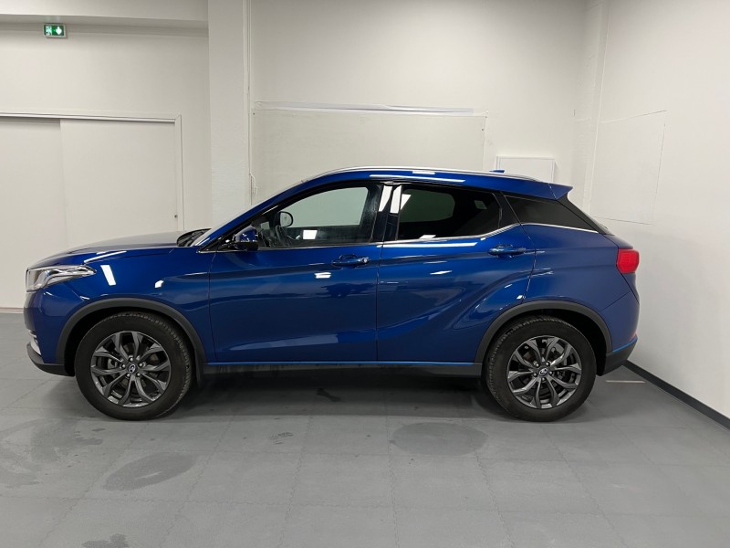 trouver un véhicule électrique SUV d'occasion avec bonne autonomie à Mantes La Ville - vue latérale