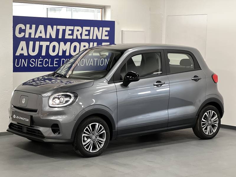 Voiture électrique neuve gris acier Leapmotor T03