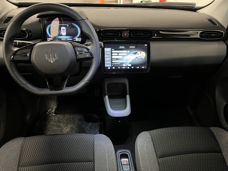 Intérieur Leapmotor T03 gris acier