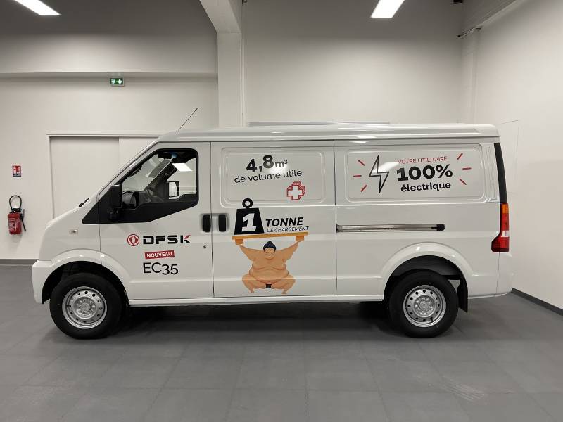 quel véhicule utilitaire électrique fourgon DFSK EC 35 pas cher choisir proche de Versailles - vue latérale