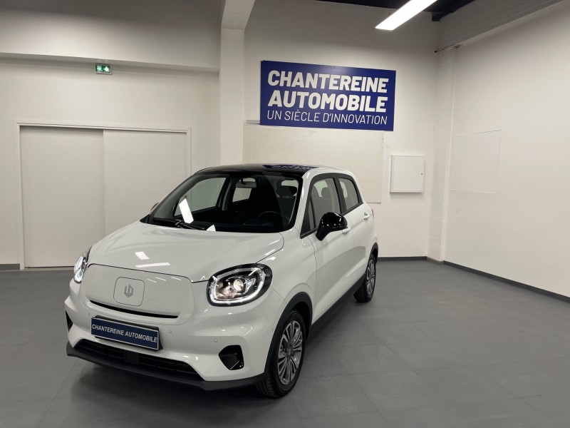 Leapmotor T03 le meilleur rapport qualité prix pour une voiture électrique citadine à Mantes La Ville - vue intérieure